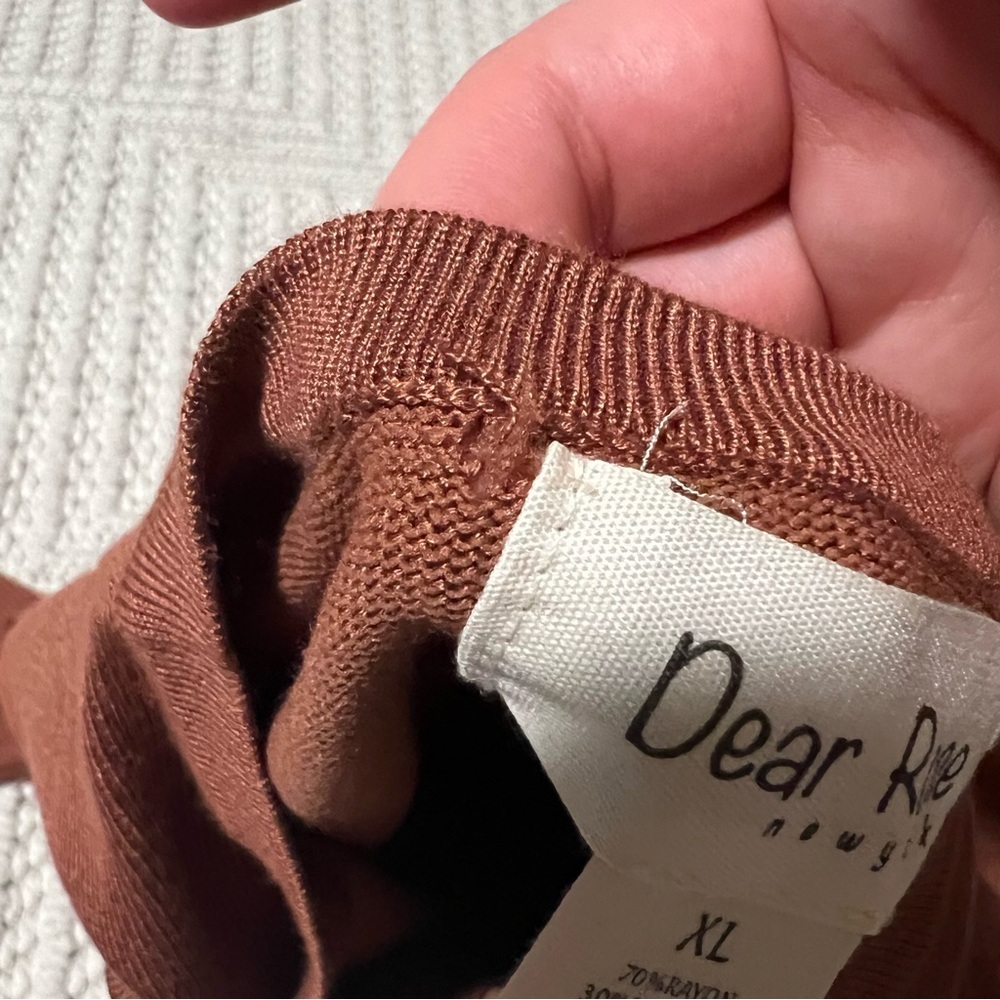 Brown Cardigan Sweater Women’s Size XLarge By Dear Rose With Imperfections Read - Picture 10 of 11